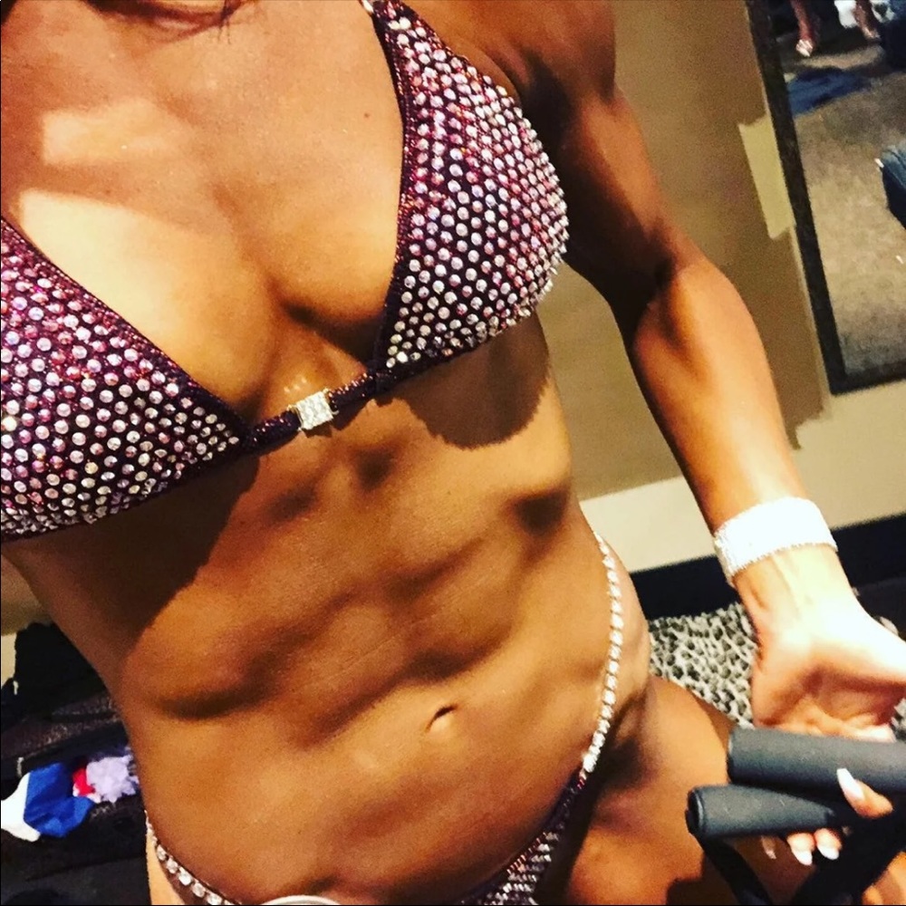 Bikini Competition Suit!!!! View 6
